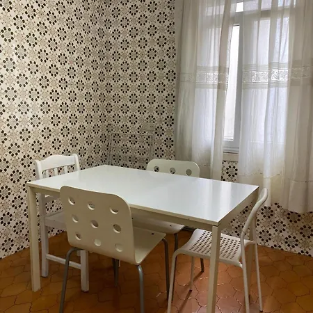 Habitación Céntrica Con Sala